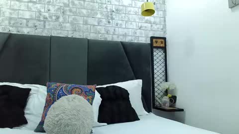 mila_adamss online show from February 2025 11:39:02 AM