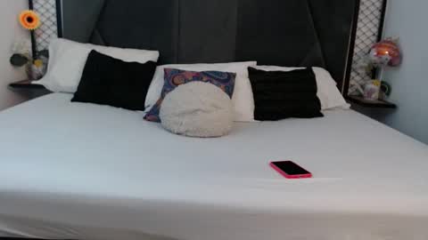 mila_adamss online show from September 2025 10:08:02 AM