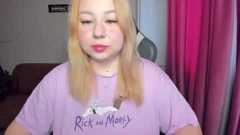 Mila shy sensual person  online show from November 2025 10:03:01 AM