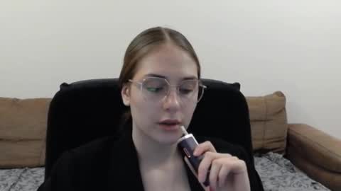 mila_keyy online show from January 2026 08:34:01 PM