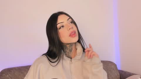 Snapshot of mila_monty__ chatting on December 2024 02:43:01 AM online show from December 2024 02:43:01 AM