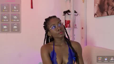 Mila  Max online show from October 2025 01:04:02 PM