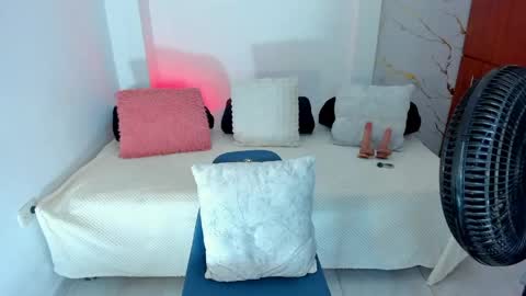 martina online show from May 2026 02:50:01 AM