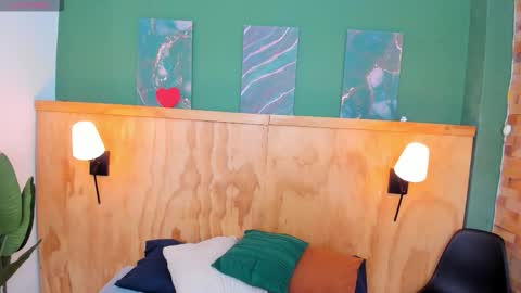 Snapshot of mila_samy chatting on October 2025 11:54:01 AM Mila and samy online show from October 2025 11:54:01 AM