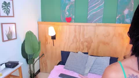 Snapshot of mila_samy chatting on October 2025 12:04:02 PM Mila and samy online show from October 2025 12:04:02 PM