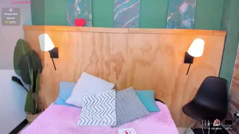 Snapshot of mila_samy chatting on November 2025 12:15:01 PM Mila and samy online show from November 2025 12:15:01 PM