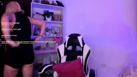 Mila online show from November 2025 02:32:01 AM