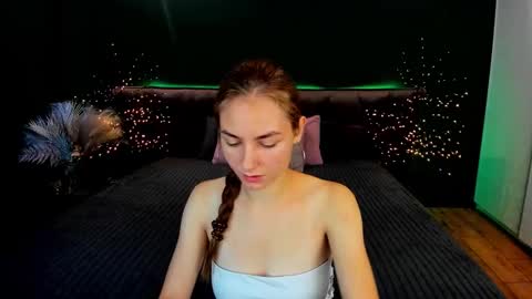 Milla online show from September 2025 05:42:01 AM