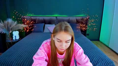 Milla online show from November 2025 06:50:01 AM