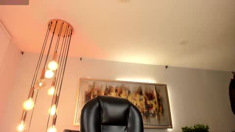 Mila online show from March 2026 06:41:01 PM