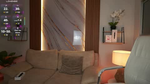 Snapshot of milacrave chatting on October 2025 11:44:01 AM milacrave online show from October 2025 11:44:01 AM