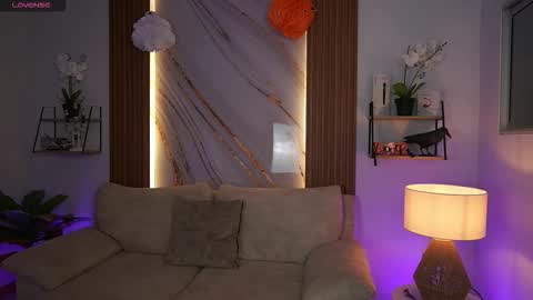 Snapshot of milacrave chatting on November 2025 11:32:01 AM milacrave online show from November 2025 11:32:01 AM