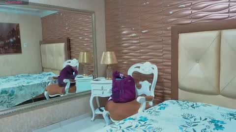 miladiosa online show from July 2026 11:50:01 AM