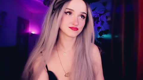 MiladyJolie online show from October 2025 06:14:01 AM