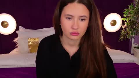 Snapshot of milaleoneli chatting on November 2025 04:22:02 AM milaleoneli online show from November 2025 04:22:02 AM