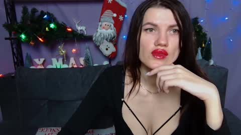 Snapshot of milaloona chatting on December 2024 07:16:01 AM Milaloona online show from December 2024 07:16:01 AM