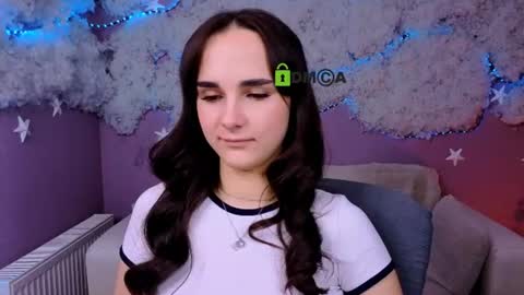 milamiuuu online show from June 2026 09:17:02 PM