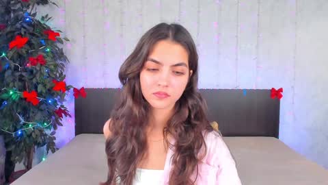 Milana online show from December 2024 11:18:01 AM