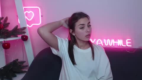 milanaangelas online show from December 2024 10:45:01 AM