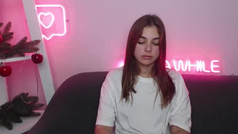 milanaangelas online show from December 2024 10:03:02 AM