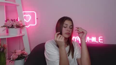 milanaangelas online show from January 2025 11:03:01 AM