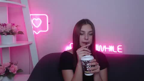 milanaangelas online show from February 2025 05:53:02 AM