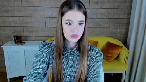 MilanaBalmain online show from January 2025 04:32:01 AM