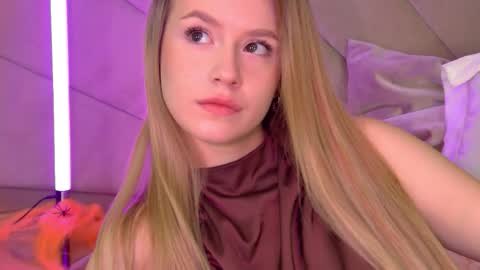 MilanaBalmain online show from October 2025 04:31:02 AM