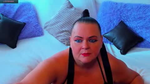 Lana online show from September 2025 07:30:01 AM