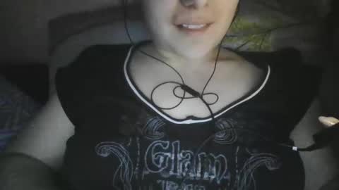 Snapshot of milanako chatting on February 2025 04:10:01 PM milanako online show from February 2025 04:10:01 PM