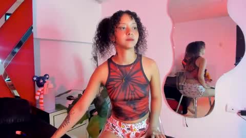 milanx2 online show from September 2025 10:03:02 PM