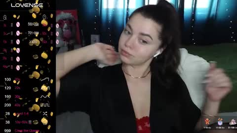 Mila online show from February 2025 08:27:02 AM