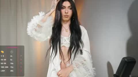 MILAN SANTANA online show from July 2026 11:44:01 PM