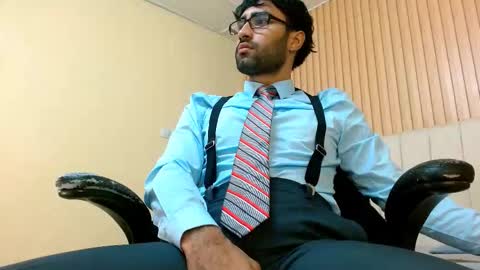 milanzaire online show from January 2026 07:50:02 PM