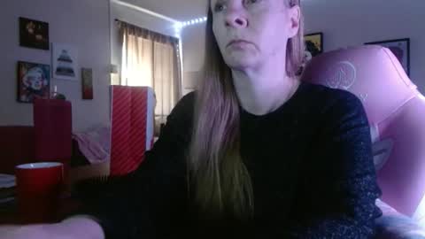 Mila online show from February 2026 03:31:02 PM