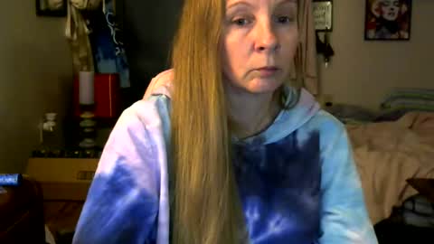 Mila online show from May 2026 02:06:01 AM