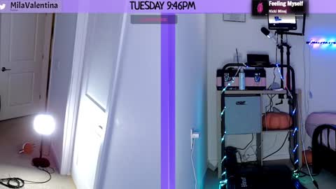 Snapshot of milavalentinax chatting on January 2025 02:46:02 AM Mila Valentina online show from January 2025 02:46:02 AM