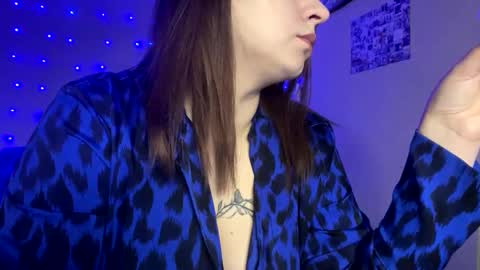 Milaxcute online show from February 2025 01:49:02 PM