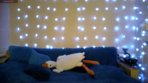 Milaxcute online show from February 2025 11:49:01 AM