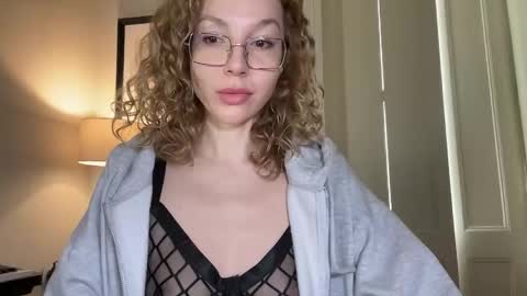 Mila online show from January 2026 10:08:02 AM