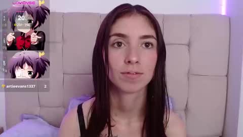 Snapshot of mildrecute chatting on December 2024 02:27:01 PM Ana online show from December 2024 02:27:01 PM