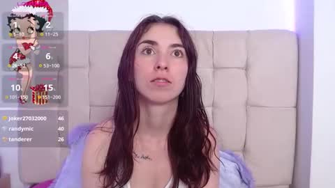 Snapshot of mildrecute chatting on December 2024 10:44:02 AM Ana online show from December 2024 10:44:02 AM