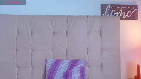 Snapshot of mildrecute chatting on March 2025 12:42:01 AM Ana online show from March 2025 12:42:01 AM