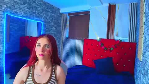 Snapshot of mildrecute chatting on November 2025 10:43:01 PM Ana online show from November 2025 10:43:01 PM