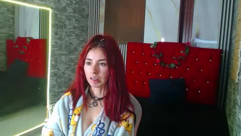 Snapshot of mildrecute chatting on November 2025 09:05:02 PM Ana online show from November 2025 09:05:02 PM