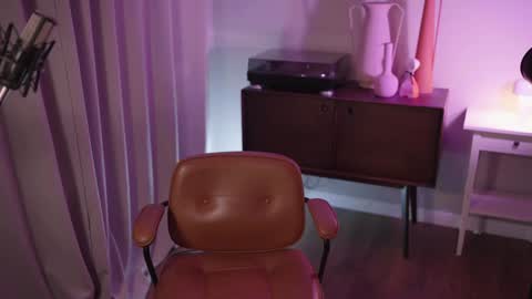 Snapshot of mileeena chatting on December 2024 02:24:02 PM M Telegram mamagotachannel online show from December 2024 02:24:02 PM