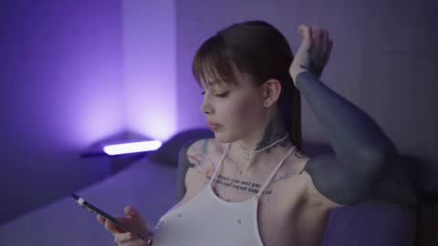 Snapshot of mileeena chatting on January 2025 10:43:02 AM M Telegram mamagotachannel online show from January 2025 10:43:02 AM