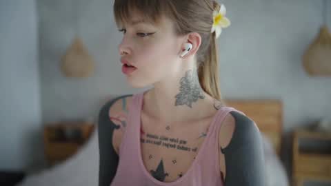 Snapshot of mileeena chatting on February 2025 05:09:02 AM M Telegram mamagotachannel online show from February 2025 05:09:02 AM