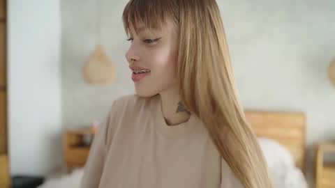 Snapshot of mileeena chatting on February 2025 08:21:02 AM M Telegram mamagotachannel online show from February 2025 08:21:02 AM