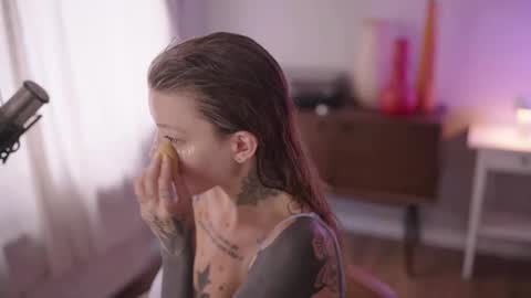 Snapshot of mileeena chatting on March 2025 10:03:02 AM M Telegram mamagotachannel online show from March 2025 10:03:02 AM